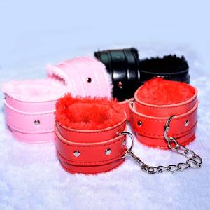 Volwassenen speelgoed lychee leer bondage uitrusting voetboeien en handboeien BDSM beperkingsmiddelen training seks hulpmiddelen voor SM en bondage - Product Image 1