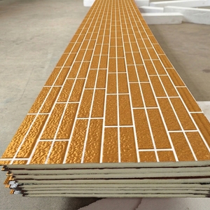 Panneaux muraux extérieurs imperméables en acier de haute qualité, insonorisés, avec âme en polyuréthane, panneaux sandwich métalliques décoratifs pour murs extérieurs - Product Image 1