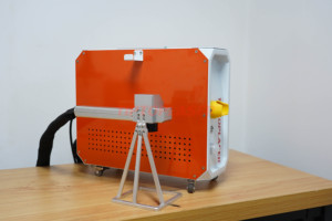 Máquina de Limpieza Láser de Pulso Portátil Mini Tiptop de 100w 200w 300w, Pistola Láser para Madera, Piedra y Metal - Product Image 2