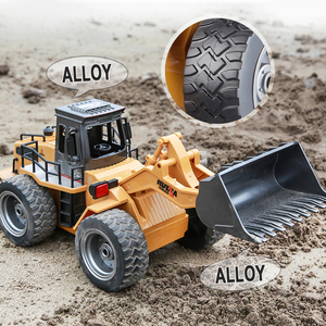 HOSHI <span class=keywords><strong>HUINA</strong></span> <span class=keywords><strong>1520</strong></span> 6CH 1/18 2.4GHz RC Bulldozer en métal RTR Chargeur frontal Véhicule de chantier Jouet de construction Tracteur - Product Image 2