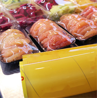 Prix de gros d'usine personnalisé Film alimentaire en PVC Film alimentaire d'emballage en rouleau de conservation au frais Film alimentaire en rouleau jumbo