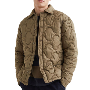 Veste matelassée unisexe à logo personnalisé, finition brillante, noir brillant, manteau à bulles classique, veste d'hiver chaude à capuche, vêtements décontractés, fabrication OEM - Product Image 2