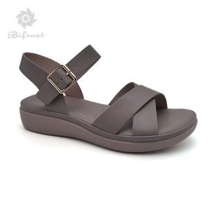 Sandales compensées blanches pour femmes, à bride de cheville réglable, respirantes, confortables, chaussures décontractées quotidiennes pour l'été - Product Image 3