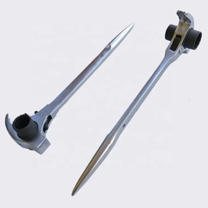Martillo de garra forjado de alta calidad con acabado en negro, llave de carraca, extractor de clavos y palanca. - Product Image 2