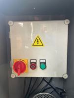Équipement de garage : Élévateur de stationnement hydraulique à 2 poteaux inclinables, gain de place, pour voitures, adapté aux plafonds bas