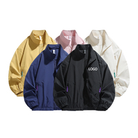 Blouson Bomber Streetwear Homme Personnalisé avec Logo, Coupe Ample, Teint en Pièce, Doublure en Maille, Coupe-Vent, Idéal pour la Randonnée en Plein Air – Vente en Gros