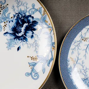 Роскошная сине-белая зарядная тарелка популярный дизайн обеденная тарелка из костяного фарфора наборы итальянской фарфоровой посуды