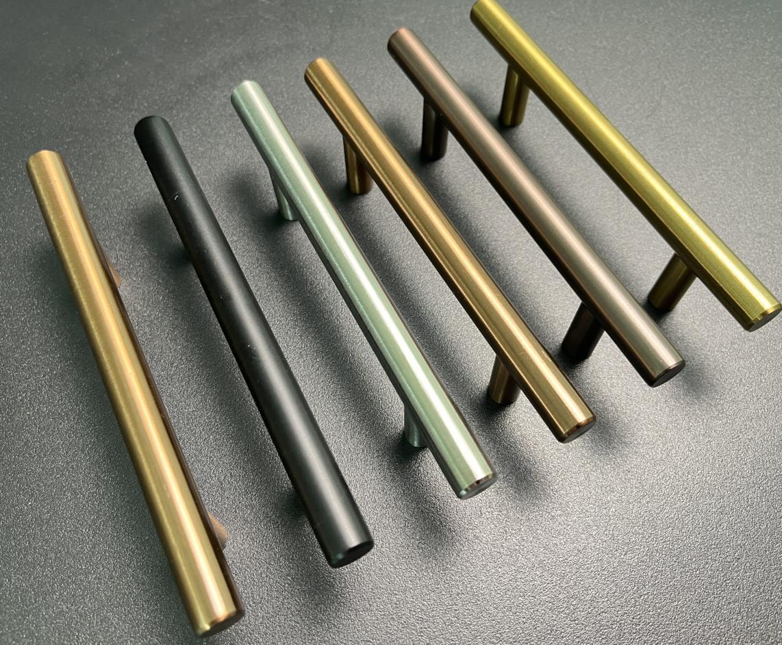 Лидер продаж 2022, матовые черные металлические ручки из нержавеющей стали, кухонные Т-образные ручки для выдвижных ящиков, серебристые, латунные, золотистые ручки для шкафа