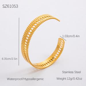 Wholesale Retro Fashion Bracelet 18K Gold Plated Stainless Steel Versatile and Non-Fading Hollow Design for <b>Men</b> and Women - Product Image 6