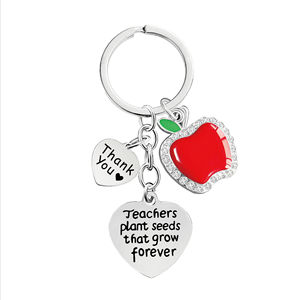 Charmes de coeur de pomme rouge d'appréciation de Fashional avec porte-clés de citations inspirantes de remerciement pour le cadeau parfait d'enseignants - Product Image 3