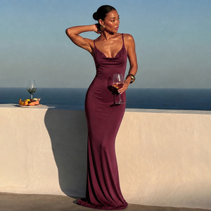 Robe longue élégante et sexy pour soirée, avec décolleté drapé, dos nu et traîne, style cami, pour un look gracieux et tendance lors de banquets et de fêtes. - Product Image 4