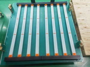 Venta al por mayor Original <span class=keywords><strong>Samsung</strong></span> LM301H EVO Mix 660nm + UV + IR LED grow bar 400W 650W 720W 800W 1000W LED grow light - Product Image 6