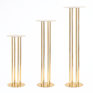 Support floral métallique haut pour événements, idéal pour les tables de réception, centres de table de mariage et banquets - Product Image 4