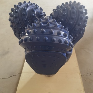 Outils de forage de roche de carrière <span class=keywords><strong>à</strong></span> bas prix peu tricône trois mèches <span class=keywords><strong>à</strong></span> rouleaux pour plates-formes minières - Product Image 4
