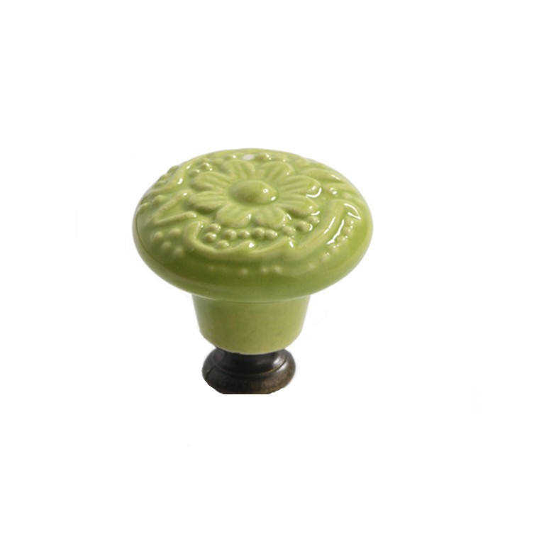 สีเขียวอ่อน