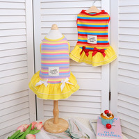Robe sans manches rayée arc-en-ciel pour animaux de compagnie, robe d'été pour chien avec nœud pour l'extérieur