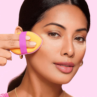RT 0133 Lot de 4 Éponge à Maquillage Miracle Rose 2-en-1 Sans Cruauté, Double Face, Pleine Taille, Bande Élastique Réversible, Bouffée de Poudre