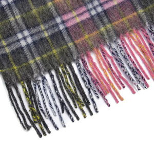 Écharpe en Tartan OEM, Châle Doux en Mélange de Laine, Texture Chaude et Confortable, Couleur et Motif à Carreaux Personnalisés, Châle à Marque Privée - Product Image 4