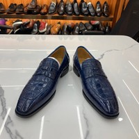 Chaussures habillées pour hommes sur mesure en cuir pleine fleur style mocassins avec motif gaufré respirant