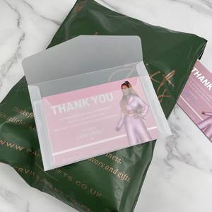 Enveloppe en papier vélin double face avec finition translucide givrée, petit livre de mariage et cartes d'invitation, design élégant - Product Image 2