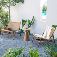 Ensemble table et chaises pour maison d'hôtes, fauteuil en rotin, canapé de jardin, chaise individuelle d'extérieur, pour cours et balcons, design moderne et minimaliste, structure en teck