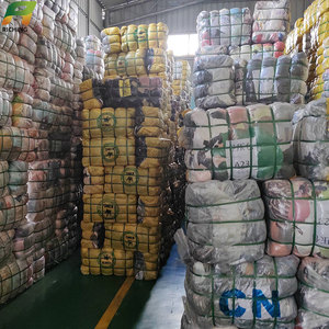 <span class=keywords><strong>Cloches</strong></span> <span class=keywords><strong>de</strong></span> marque <span class=keywords><strong>de</strong></span> vêtements d'occasion importés en Inde - Product Image 5