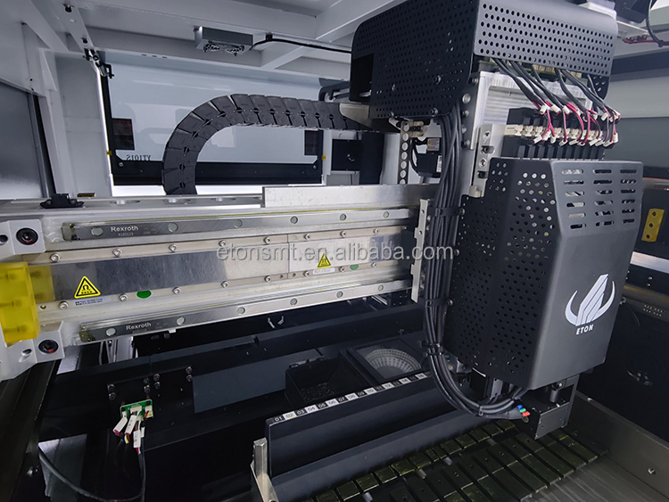 4KW LED Bulb Making Machine Min Components 0201 Pick And Place Machine