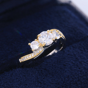 Anello alla Moda dal Design Minimalista ed Elegante, Gioiello da Donna per Uso Quotidiano, Anello Statement - Product Image 6