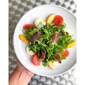 Jambon de Fermin Serrano avec os, 9 à 11 livres, 20 à 25 portions, porc, sans lactose, faible teneur en sodium - Product Image 2