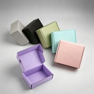 Scatola Rigida Ecologica Personalizzata per Vino con Chiusura Magnetica, Rivestimento in Spugna e Laminazione Opaca, Colore Rosa - Product Image 5