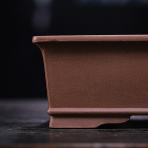Pot à fleurs en argile violette de Yixing, fait main, <span class=keywords><strong>haut</strong></span> <span class=keywords><strong>et</strong></span> mince, long <span class=keywords><strong>et</strong></span> <span class=keywords><strong>fin</strong></span>, avec un aspect jungle <span class=keywords><strong>et</strong></span> une base courte. - Product Image 2