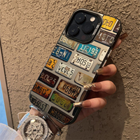 Coque de téléphone vintage avec collage de plaques d'immatriculation, Housse antichoc rétro pour iPhone 17/16/15/14 Pro Max, Accessoires mobiles