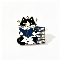 Fabricant chinois de broches personnalisées en métal émaillé (doux ou dur) avec logo sur mesure, y compris pour broches de revers à motif chat et broches pour livres, avec service de création de votre propre logo.