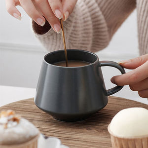 <span class=keywords><strong>Taza</strong></span> de café esmaltada personalizada, Tazas modernas de cerámica de Color nórdico, gris, azul, negro y rosa, 13oz - Product Image 4