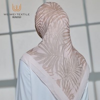 Hijab carré malaisien personnalisé avec logo, imprimé fleurs et feuilles, en voile de coton, pour femmes musulmanes, avec dentelle, foulards ethniques pour le printemps