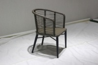 Chaise de salle à manger d'extérieur en rotin synthétique PE marron avec structure en alliage d'aluminium, fabriquée à Foshan