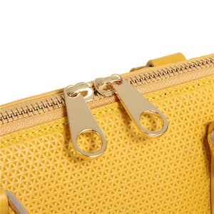 Hot Selling Large Capacity Ladies Leather Tote <strong>Bag</strong> <strong>Punching</strong> Holes Bright Color Series Business Women's Tote <strong>Bag</strong> - Product Image 5