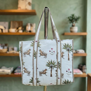 Bolso Tote Acolchado para Otoño/Invierno, Color Sólido, Cierre de Cremallera, Algodón, Estilo Bohemio para Mujer, Estampado Floral/Animal, Diseño Espacioso - Product Image 2