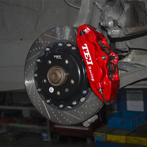 Kit Freni Anteriori Maggiorati TEI con Pinza a 4 Pistoni e Disco in Due Pezzi 330x28mm per <span class=keywords><strong>AUDI</strong></span> <span class=keywords><strong>A6</strong></span> 1999-2021 con Cerchi da 17/18 Pollici - Product Image 6