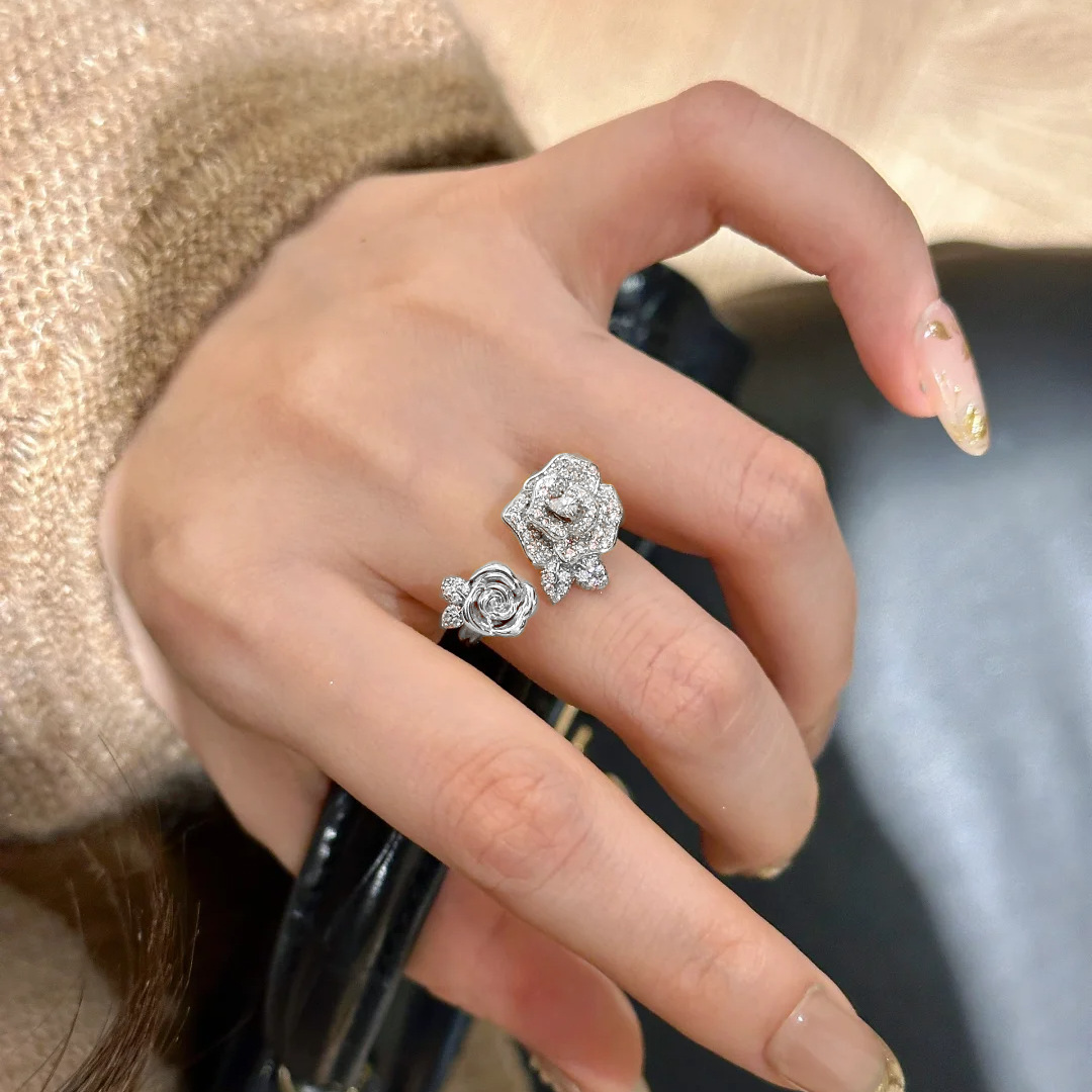 Anello rosa in argento