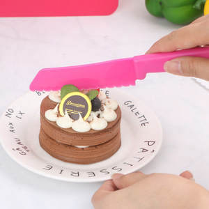 Cuchillo de Cocina de Plástico Resistente y Ecológico para Niños, Cuchillo de Juguete para Hornear <span class=keywords><strong>Pan</strong></span> y Pasteles, para Educación Temprana en el Jardín de Infancia - Product Image 4