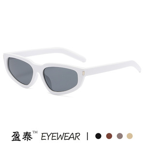 Lunettes de soleil œil de chat irrégulières cloutées Mi, protection UV400, monture PC, style petit visage pour femme - Product Image 4