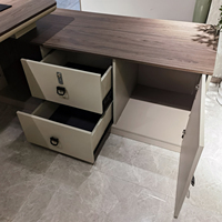 Set di Scrivania da Ufficio Moderna a L in Legno, Scrivania Direzionale con Sedia
