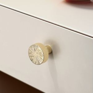 Manijas y Perillas Modernas Ecológicas de Aleación de Zinc para Muebles de Cocina, Armarios, Cómodas y Cajones - Product Image 2