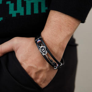 Pulseras con dijes de moda americana europea, pulsera de guitarra de cuero inspirada en la música hip-hop transfronteriza, calle de moda versátil - Product Image 4