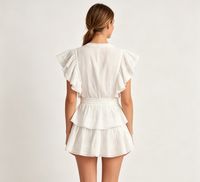 Robe mini à volants et col en V brodée d'œillets blancs, taille smockée, pour femme, décontractée, pour les vacances d'été