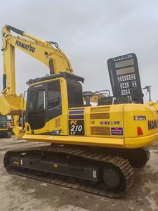 Excavadora Komatsu PC210 LC de 21 Toneladas de Peso Operativo, Usada, Color Amarillo, con Cucharón de Excavación de 3m de Capacidad, Bomba de 123 kW - Product Image 1