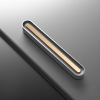 Diffuseur de parfum universel haut de gamme en plastique solide pour grille d'aération de voiture, évaporation naturelle, cadeau de luxe personnalisé