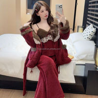 Ensemble de pyjama trois pièces en peluche épaisse et sexy pour femme, style mariage rouge, dentelle de luxe légère, pyjama chaud pour la maison