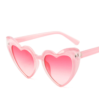 2024 nouveau à la mode mignon coeur forme femmes couleur bonbon lunettes de soleil polychrome femme violet rose lunettes de soleil UV400 noir lunettes